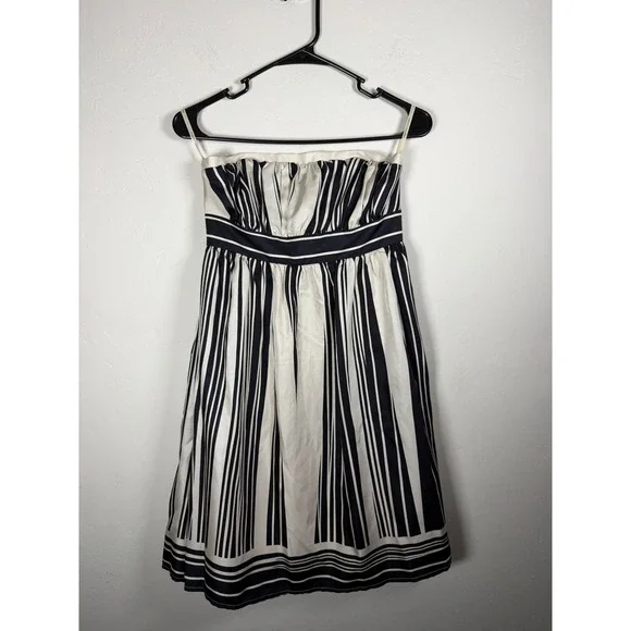 Corey Lynn Calter Striped Strapless Dress Black White Silk Size 4 Knee Length - Picture 1 of 7